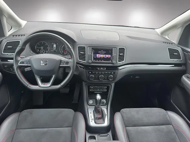 SEAT Alhambra 2.0 TDI 4Drive SWISS FR 7 PLÄTZER