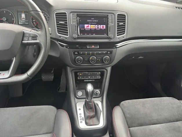 SEAT Alhambra 2.0 TDI 4Drive SWISS FR 7 PLÄTZER