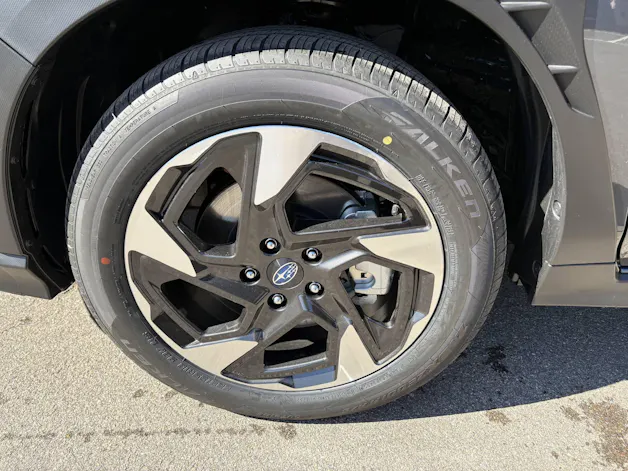 Subaru Crosstrek 2.0i e-Boxer Swiss Plus