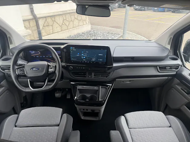FORD Tourneo Bus 340 L1H1 PHEV Titanium