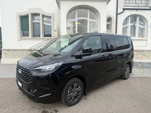FORD Tourneo Bus 340 L1H1 PHEV Titanium