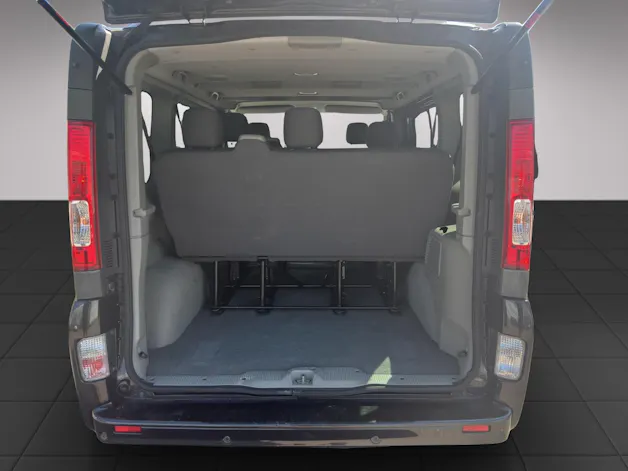 OPEL Vivaro Tour 2.5 CDTI 2.7t L1H1 8 PLATZ