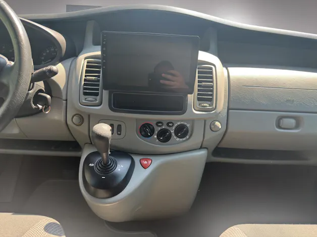OPEL Vivaro Tour 2.5 CDTI 2.7t L1H1 8 PLATZ