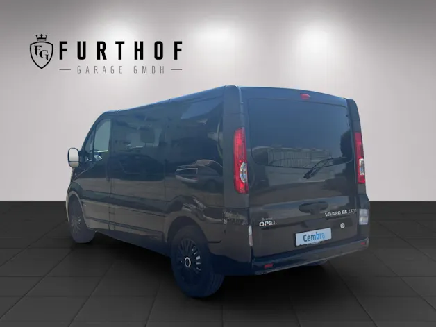OPEL Vivaro Tour 2.5 CDTI 2.7t L1H1 8 PLATZ