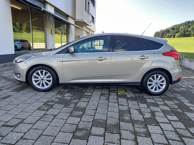FORD Focus 1.5 SCTi Titanium Automatic