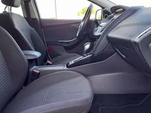FORD Focus 1.5 SCTi Titanium Automatic