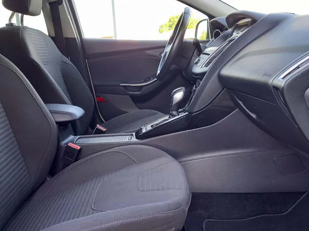 FORD Focus 1.5 SCTi Titanium Automatic