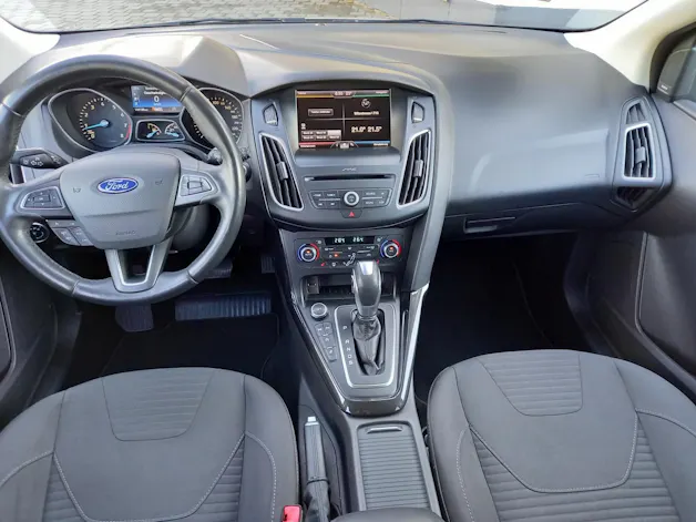 FORD Focus 1.5 SCTi Titanium Automatic