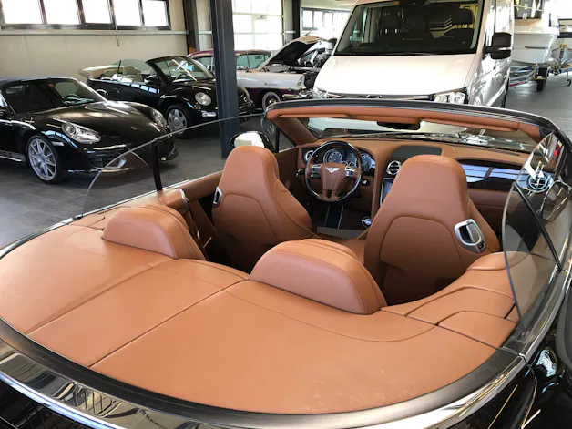 BENTLEY Continental GTC 4.0 V8