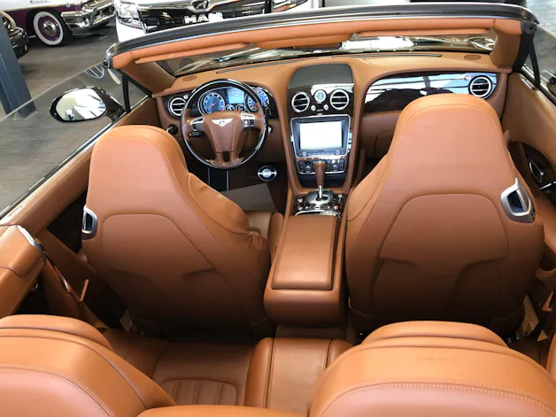 BENTLEY Continental GTC 4.0 V8