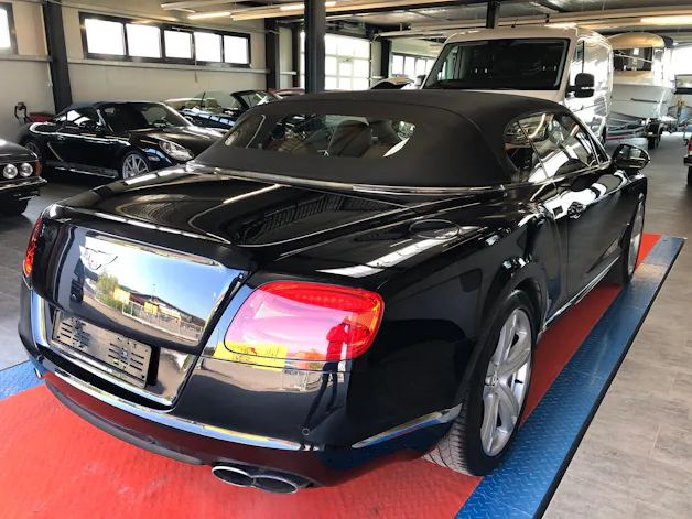 BENTLEY Continental GTC 4.0 V8