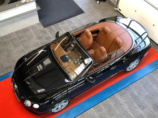 BENTLEY Continental GTC 4.0 V8