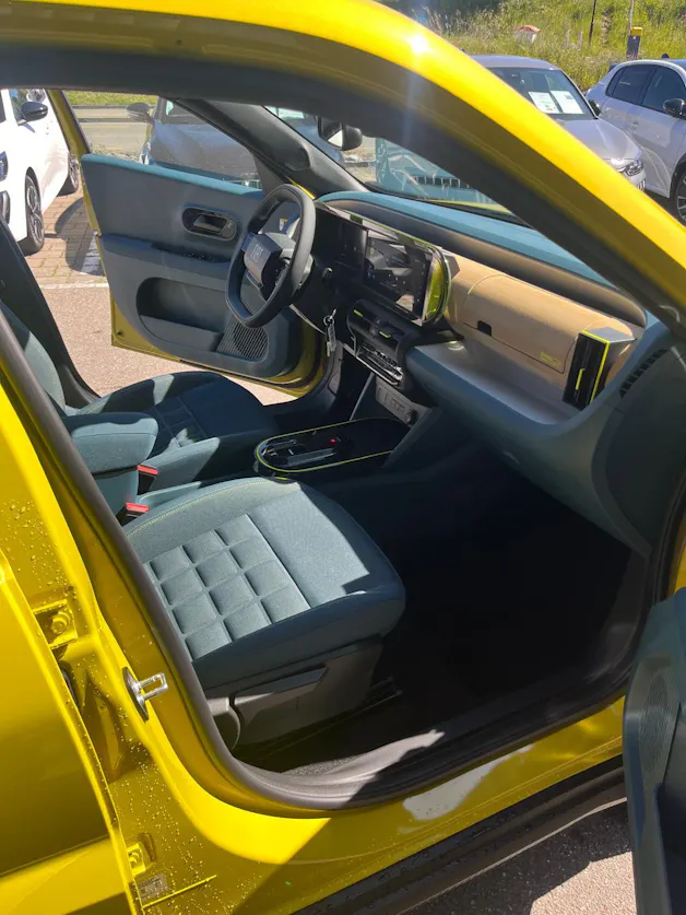FIAT Grande Panda Elektro La Prima