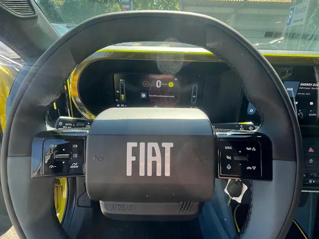 FIAT Grande Panda Elektro La Prima
