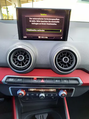 AUDI Q2 1.6 TDI sport