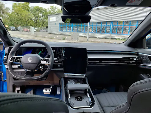 RENAULT Rafale E-Tech Plug-in Atelier Alpine 300PS 4x4