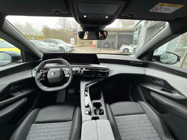 PEUGEOT 3008 145 e-DSC6 Hybrid Allure Premium