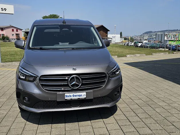 MERCEDES-BENZ T-Klasse 180 Progressive Automat Lang