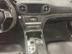 MERCEDES-BENZ SL 63 AMG Speedshift