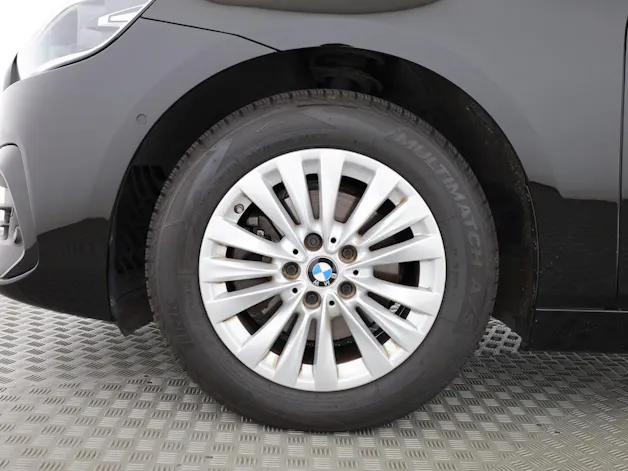 BMW 218i Active Tourer DKG