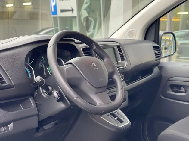 PEUGEOT Expert 50 KWh Premium Standard