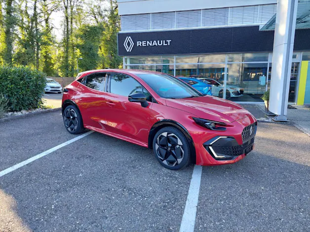 RENAULT Clio 1.8 E-Tech techno