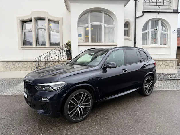 BMW X5 30d xDrive M-SPORT * 7 SITZER * 22 ZOLL ALUFELGEN *
