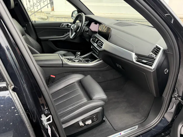 BMW X5 30d xDrive M-SPORT * 7 SITZER * 22 ZOLL ALUFELGEN *