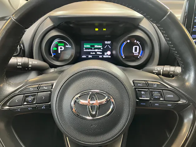 Toyota Yaris 1.5 Trend e-CVT HYBRID