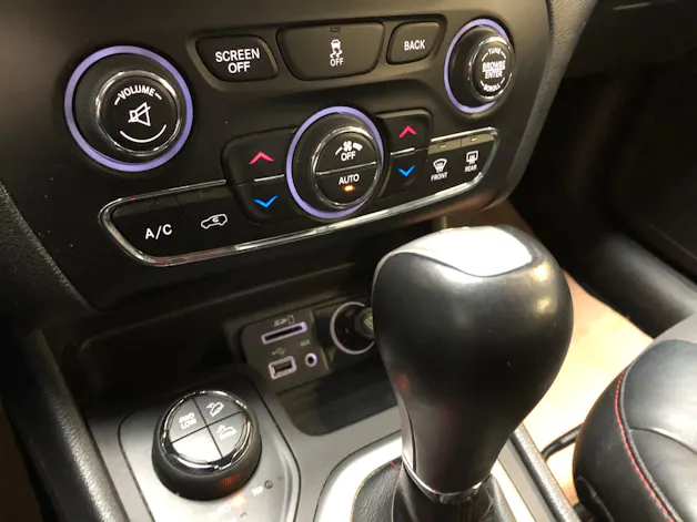JEEP 2.4 Trailhawk AWD 9ATX