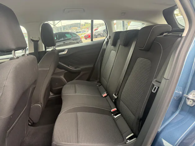 FORD Focus Station Wagon 1.0i EcoB Hybrid 155 Titanium
