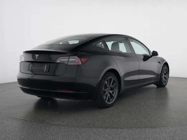 Tesla Model 3 Long Range RWD
