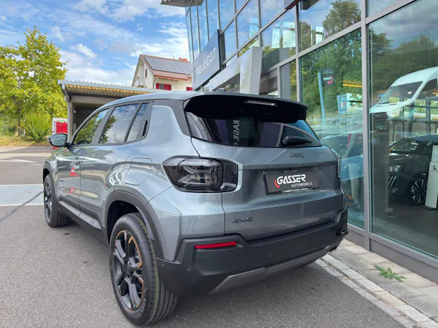JEEP Avenger 1.2 MHEV 85th Anniversary 4xe PACK SKY