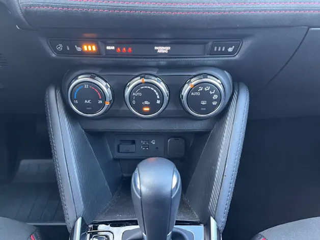 MAZDA 2 1.5 90 Homura aka Automat