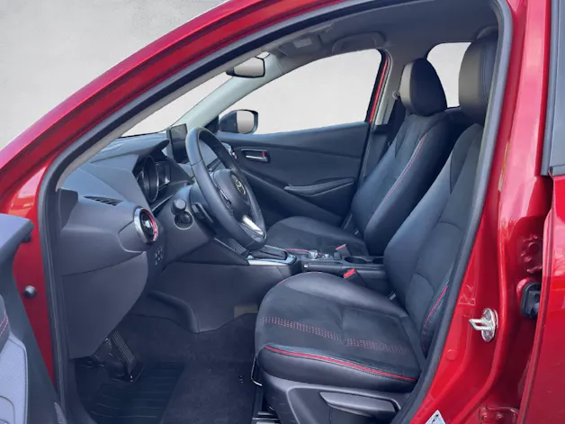 MAZDA 2 1.5 90 Homura aka Automat