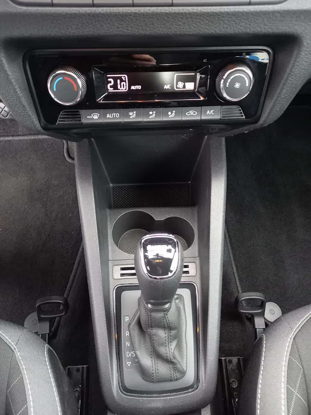 SKODA Fabia 1.0 TSI Ambition DSG