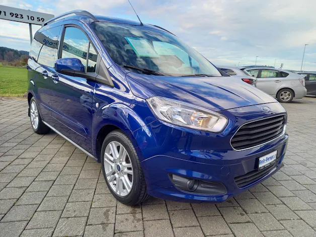FORD Tourneo Courier 1.0 SCTi Titanium