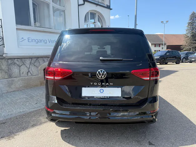 VW Touran 1.5 TSI Highline DSG R-LINE BLACK UND STYL / 48 MONATE WERK GARANTIE