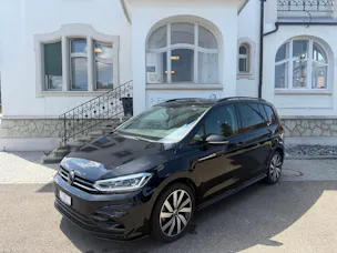 VW Touran 1.5 TSI Highline DSG R-LINE BLACK UND STYL / 48 MONATE WERK GARANTIE