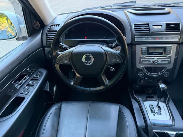 KGM -SsangYong Rexton RX200 e-XDi Sapphire 4WD Automatic