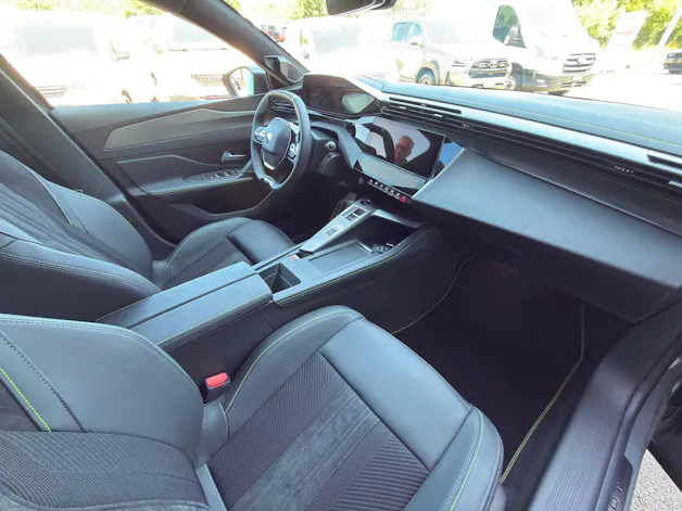PEUGEOT 408 1.2 Hybrid 145 GT