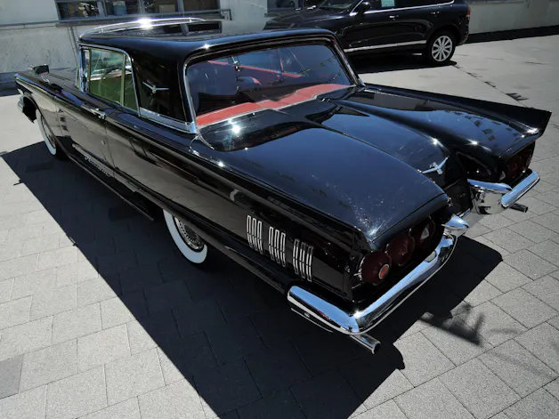 FORD Thunderbird Coupé