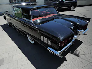 FORD Thunderbird Coupé
