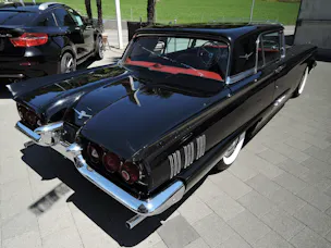 FORD Thunderbird Coupé