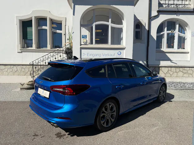 FORD Focus Station Wagon 1.0i EcoB Hybrid 155 ST-Line X
