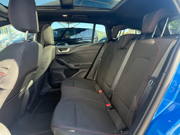 FORD Focus Station Wagon 1.0i EcoB Hybrid 155 ST-Line X