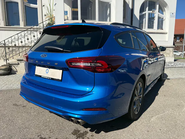 FORD Focus Station Wagon 1.0i EcoB Hybrid 155 ST-Line X