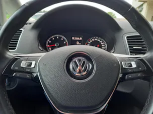 VW Sharan 1.4 TSI BlMT Highline DSG **7 Sitze**
