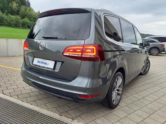 VW Sharan 1.4 TSI BlMT Highline DSG **7 Sitze**