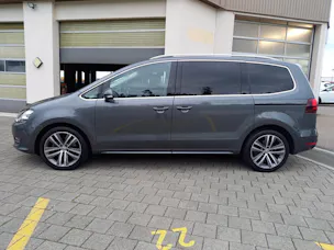 VW Sharan 1.4 TSI BlMT Highline DSG **7 Sitze**